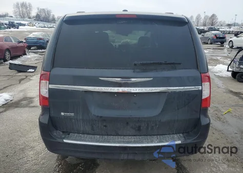 2014 Chrysler Town & Country Touring z USA, uszkodzony, nr VIN 2C4RC1BG8ER237685